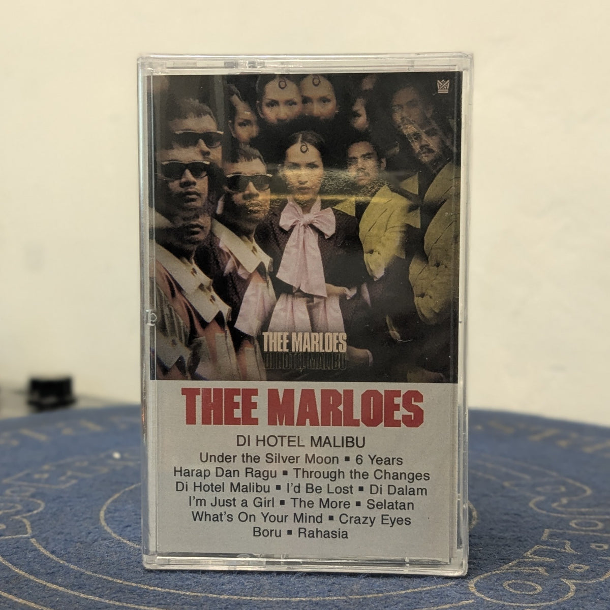 Thee Marloes – Di Hotel Malibu (CASSETTE / NEW SEALED)
