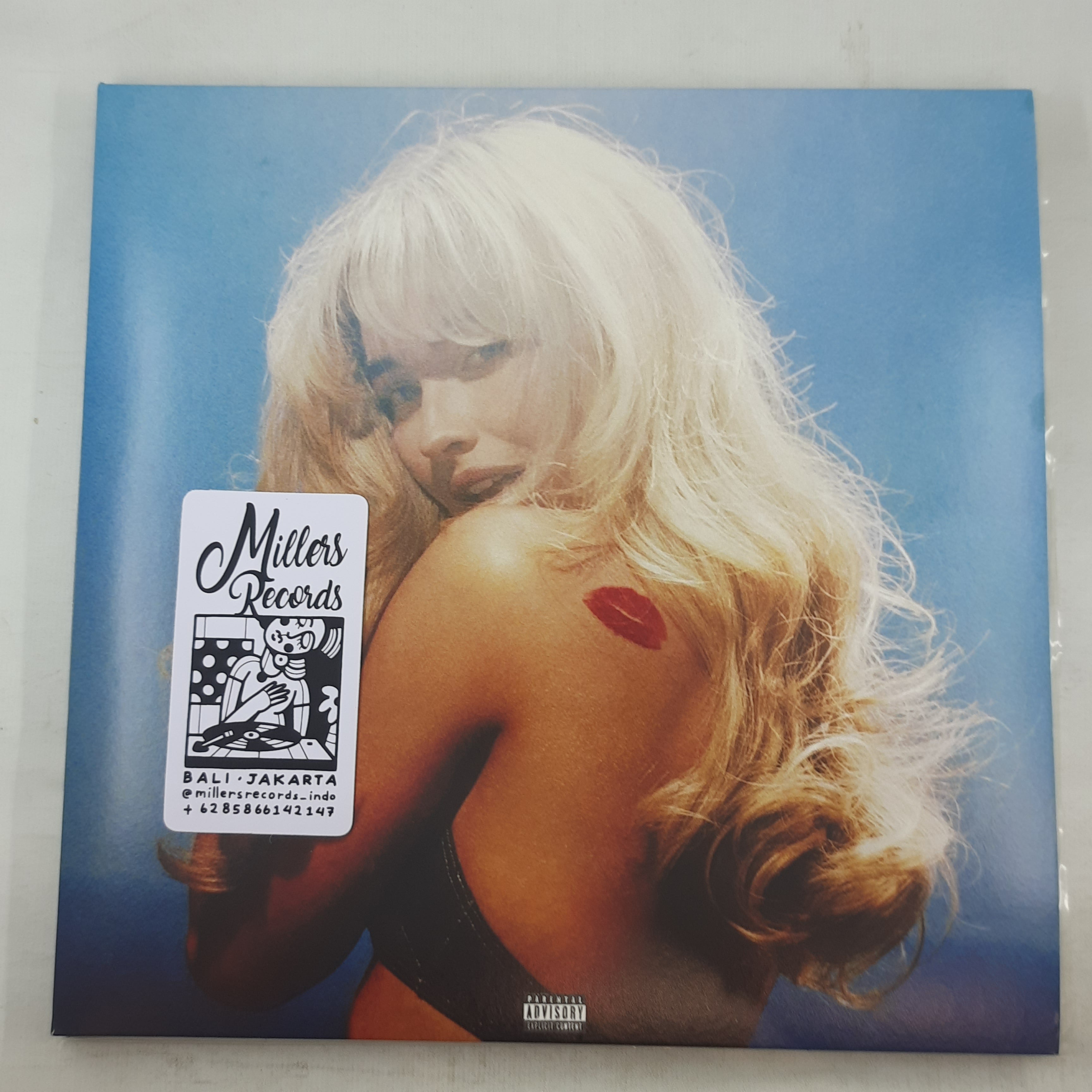 Sabrina Carpenter – Short N' Sweet (Deluxe)