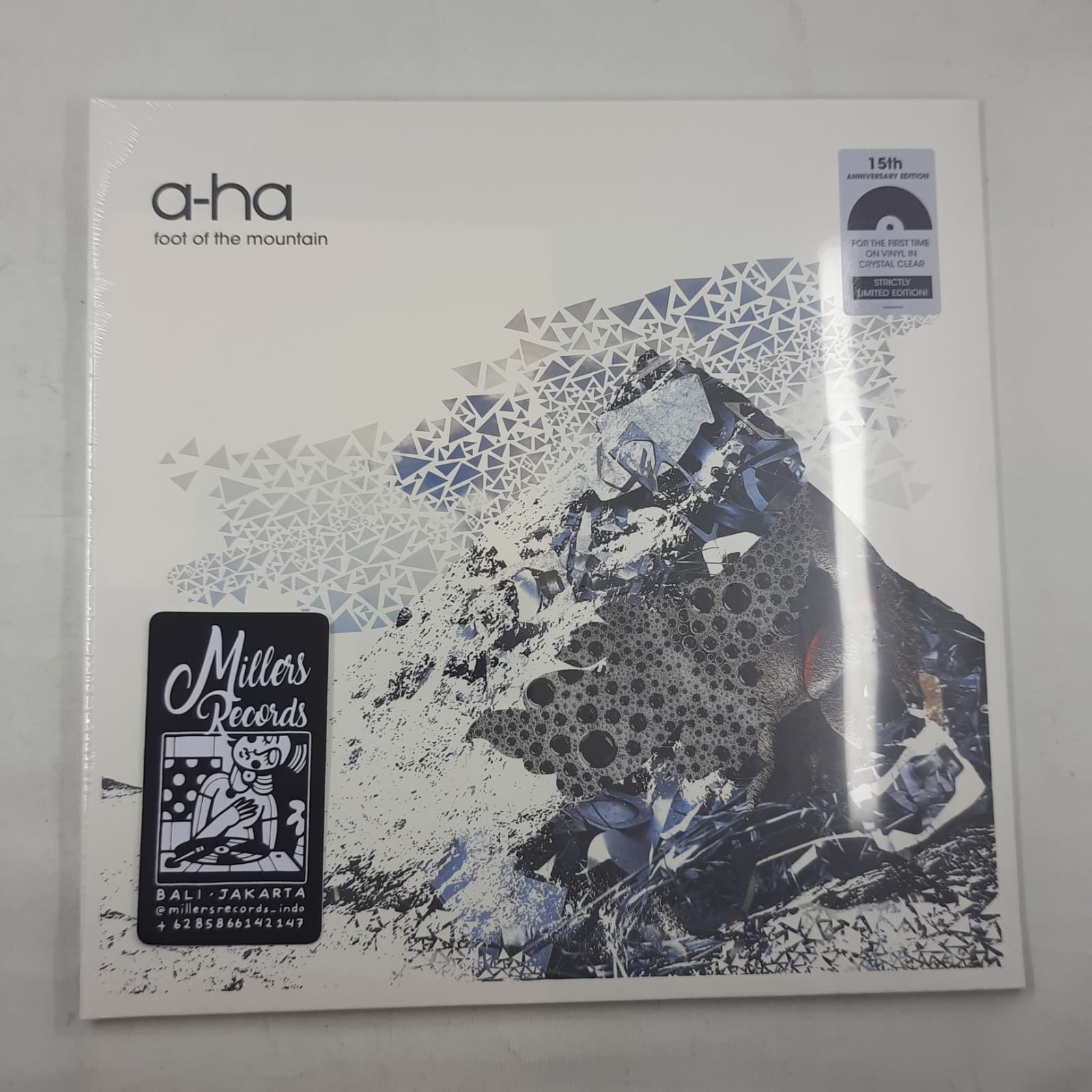 a-ha – Foot Of The Mountain (VINYL / PIRINGAN HITAM)