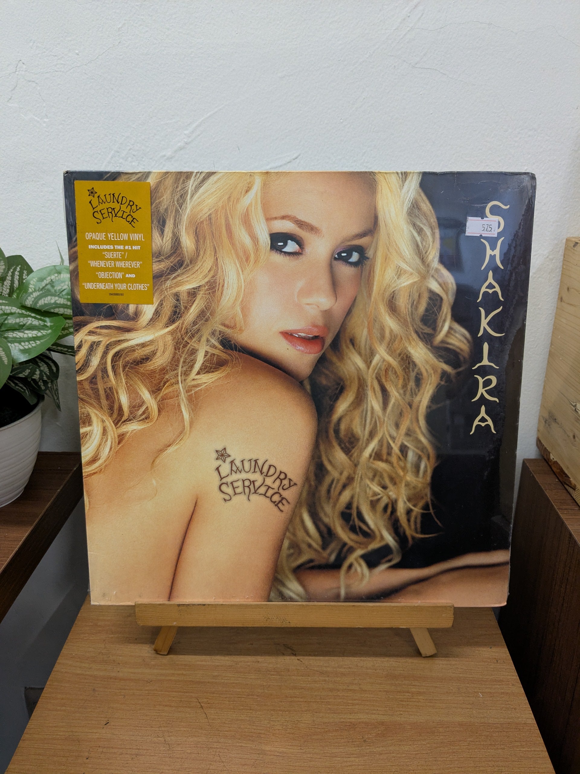 Shakira – Laundry Service (VINYL / NEW)