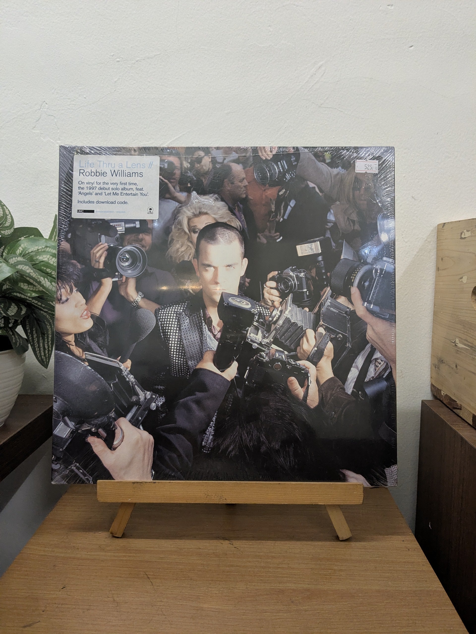 Robbie Williams – Life Thru A Lens (VINYL / NEW)