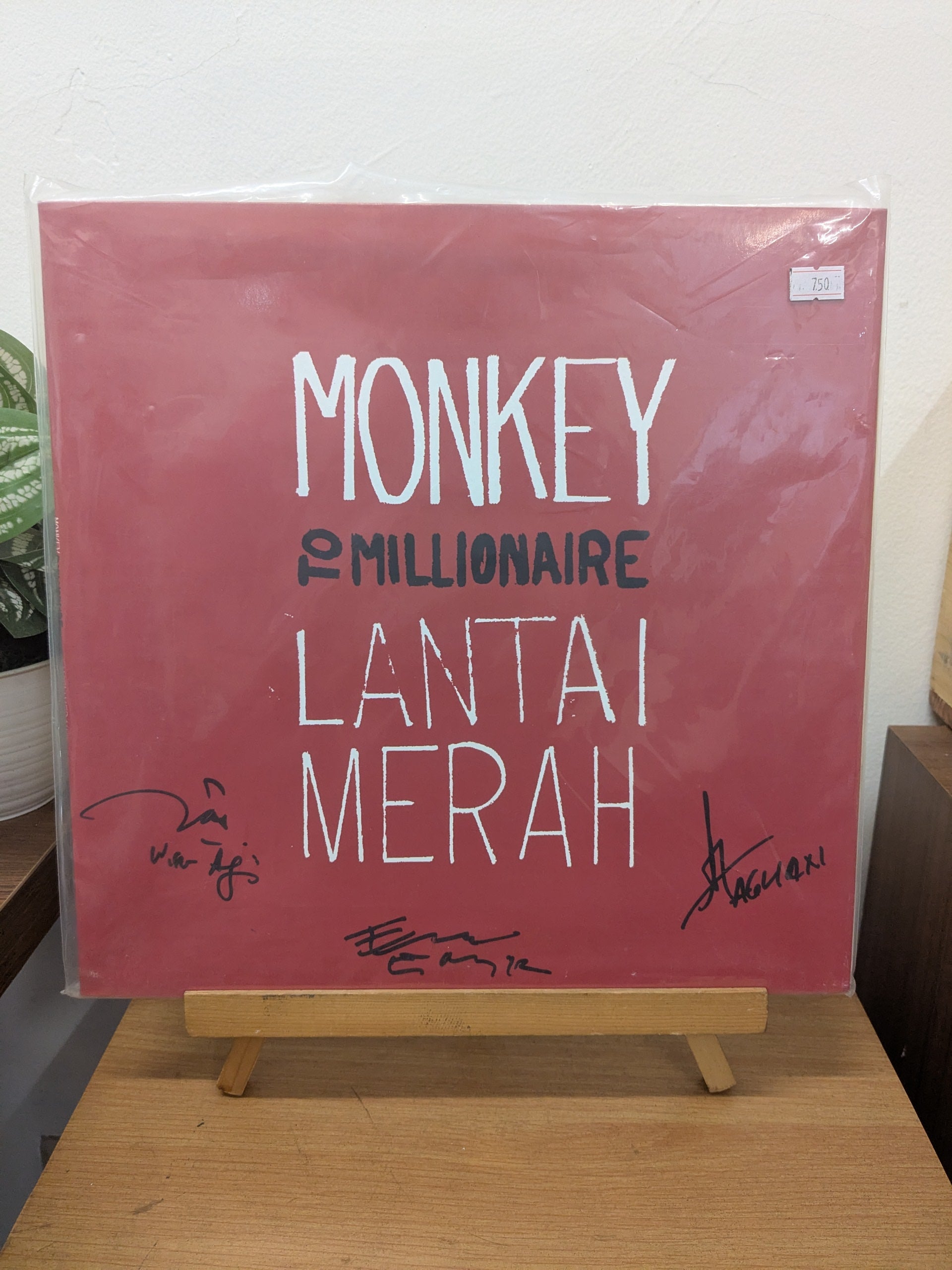 Monkey To Millionaire - Lantai Merah (SIGN) (VINYL / USED)