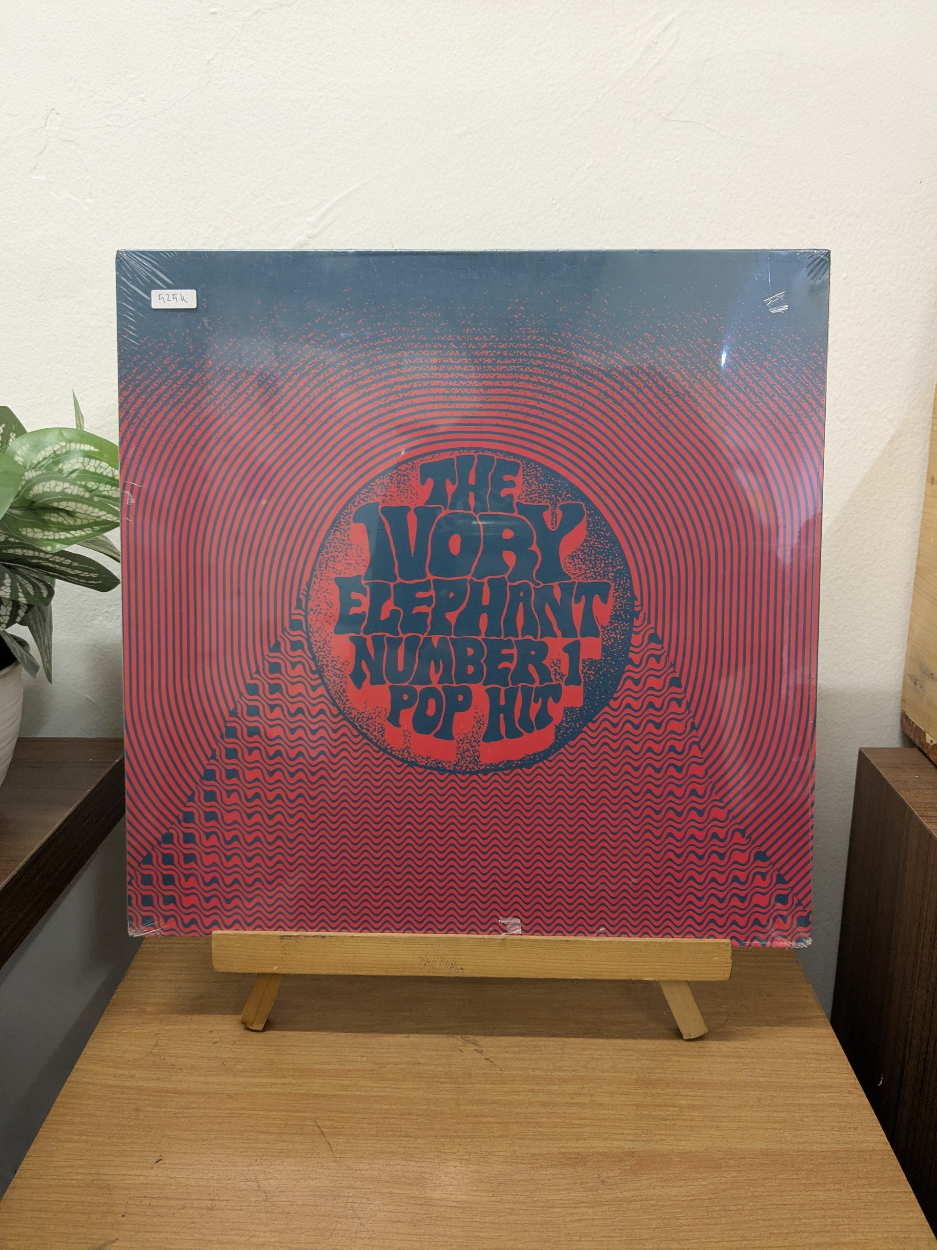 The Ivory Elephant – Number 1 Pop Hit (VINYL / NEW)