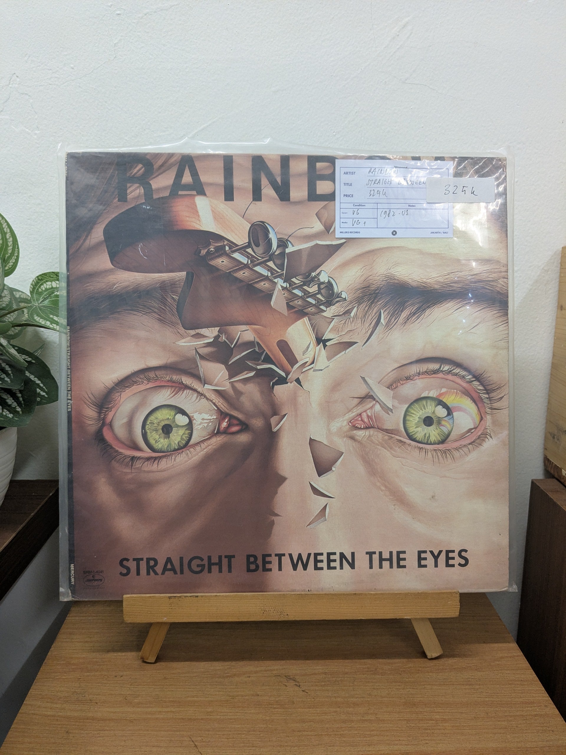 Rainbow – Straight Between The Eyes (VINYL / USED)