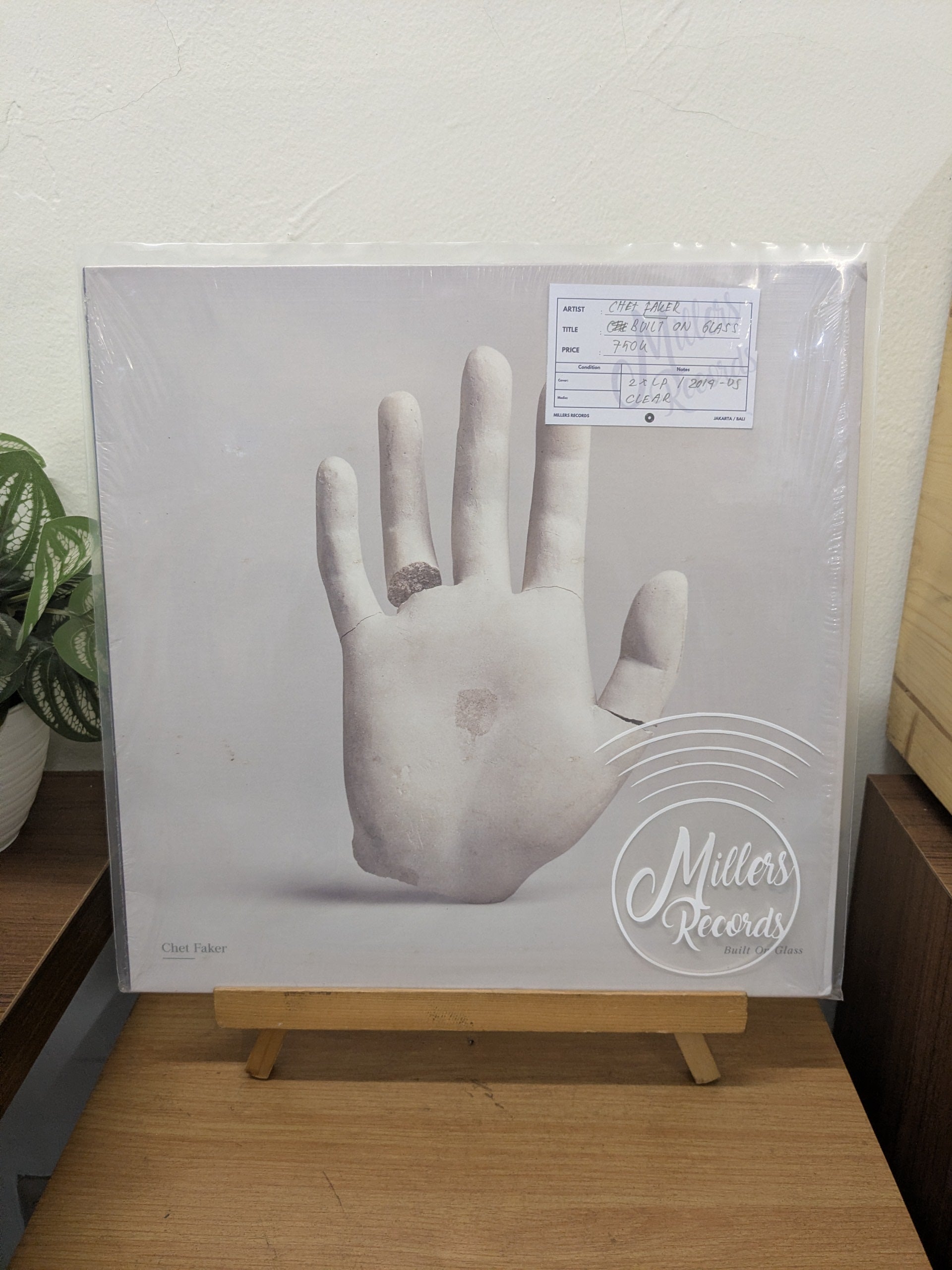 Chet Faker – Built On Glass ( VINYL / USED )