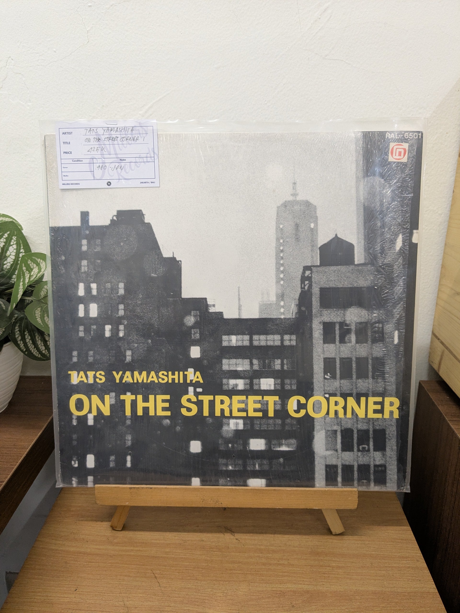Tats Yamashita* – On The Street Corner ( VINYL / USED )