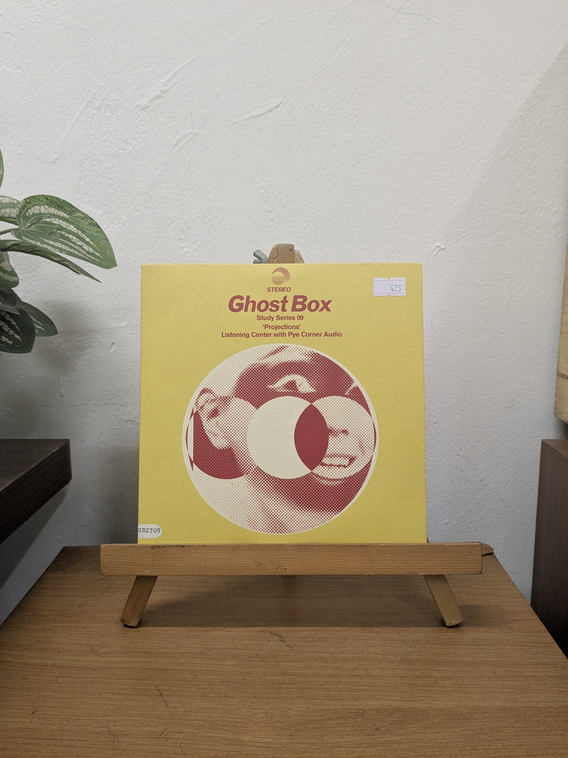 Listening Center With Pye Corner Audio – Projections ( VINYL / USED )