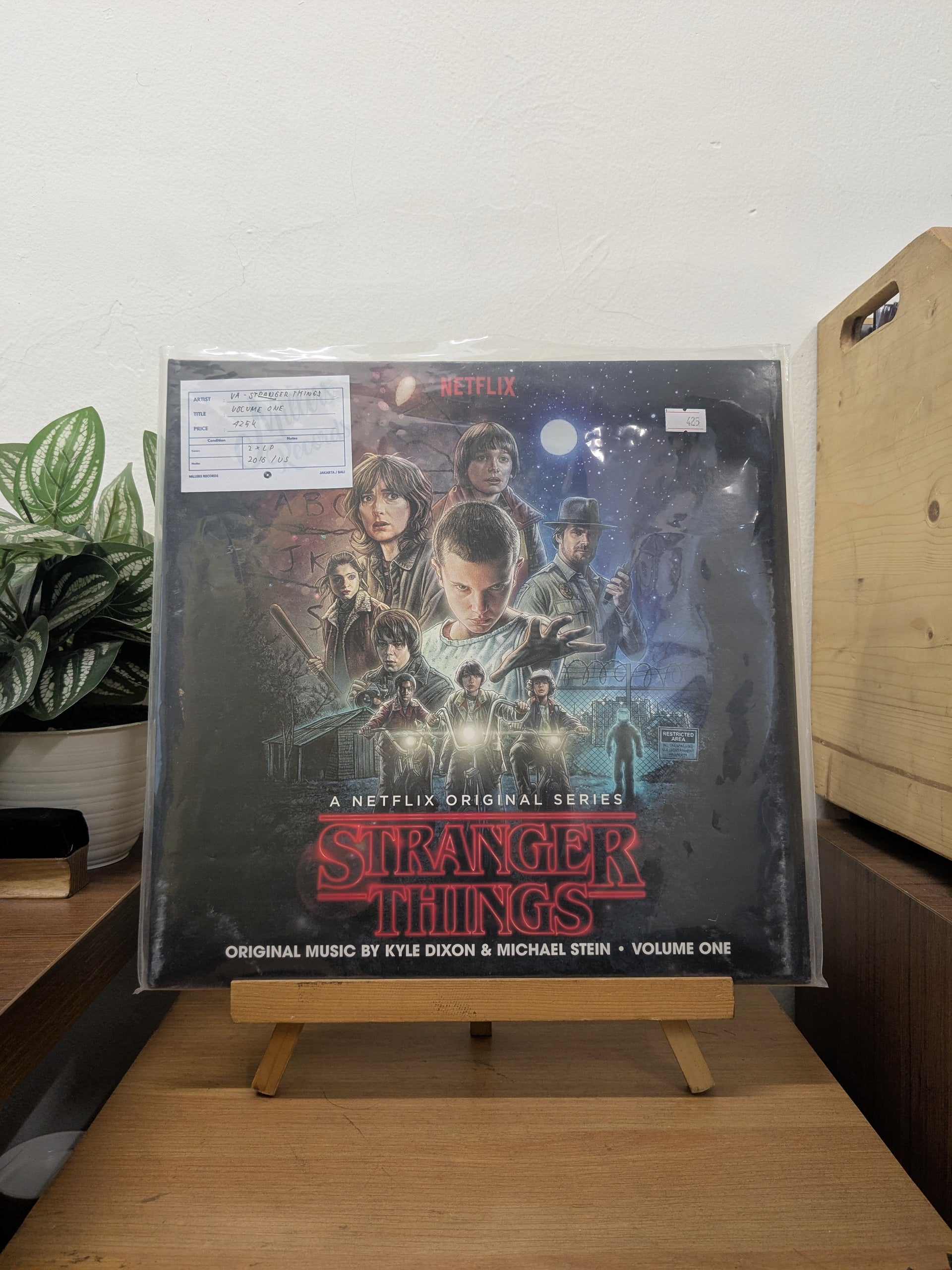 Kyle Dixon & Michael Stein – Stranger Things - Volume One (A Netflix Original Series) ( VINYL / USED )