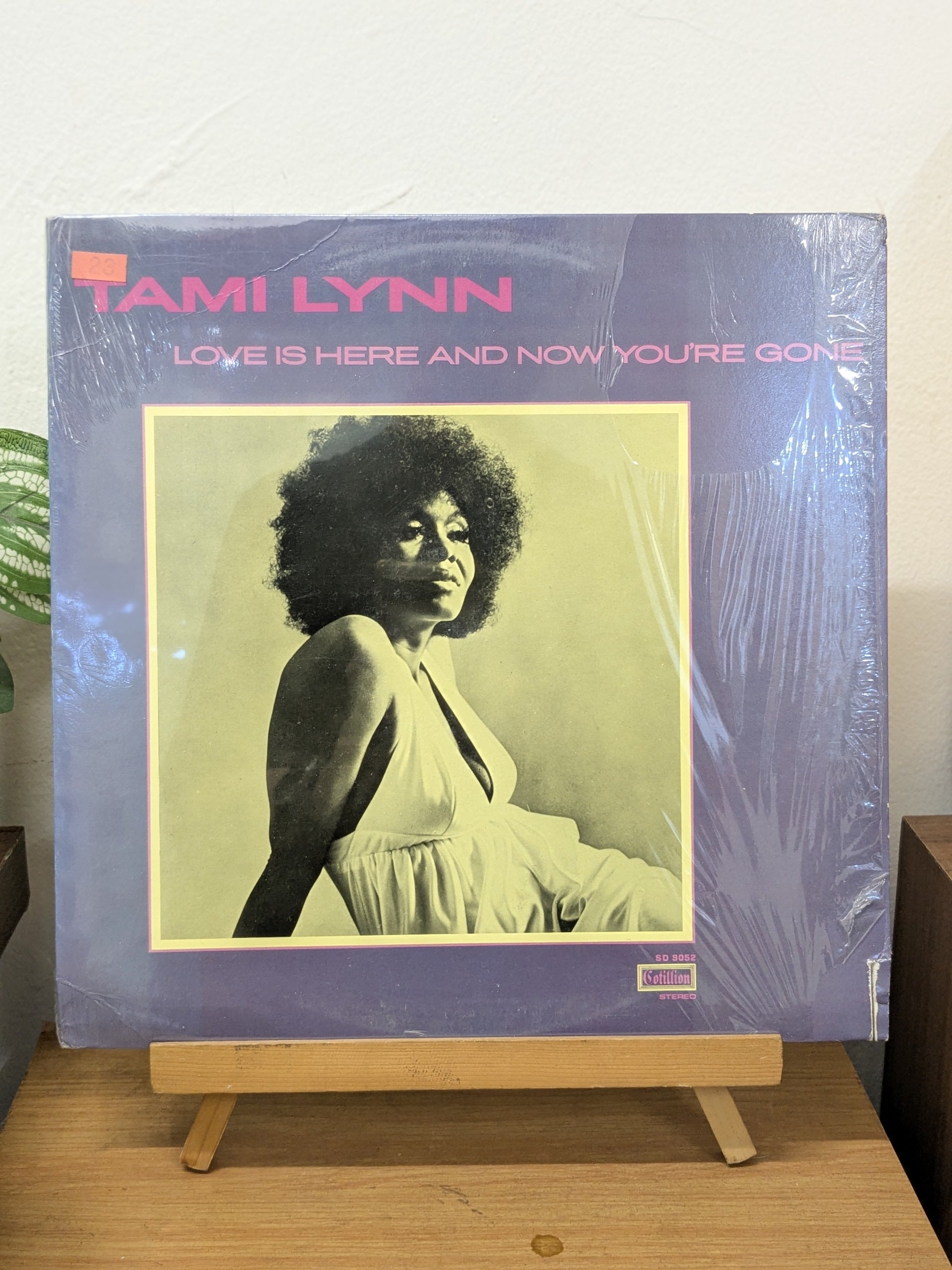 Tami Lynn – Love Is Here And Now You're Gone ( VINYL / USED )