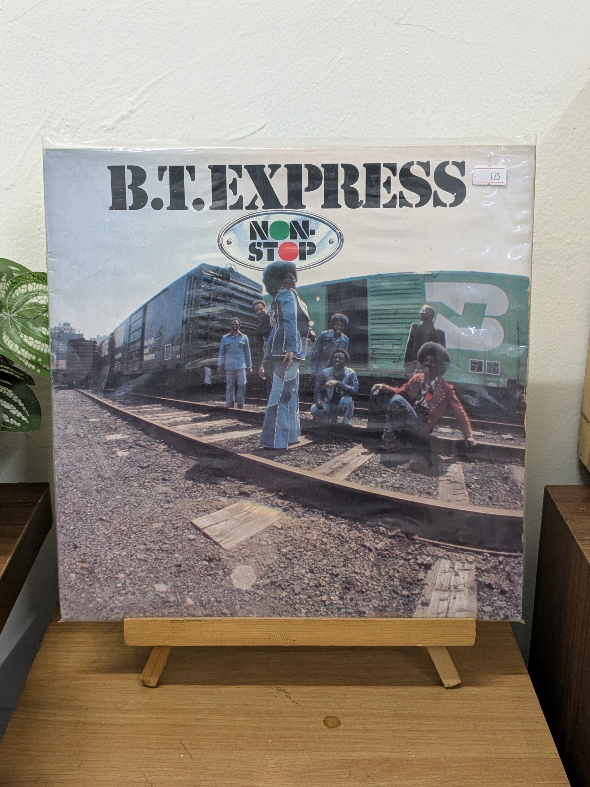 B.T. Express – Non-Stop ( VINYL / USED )