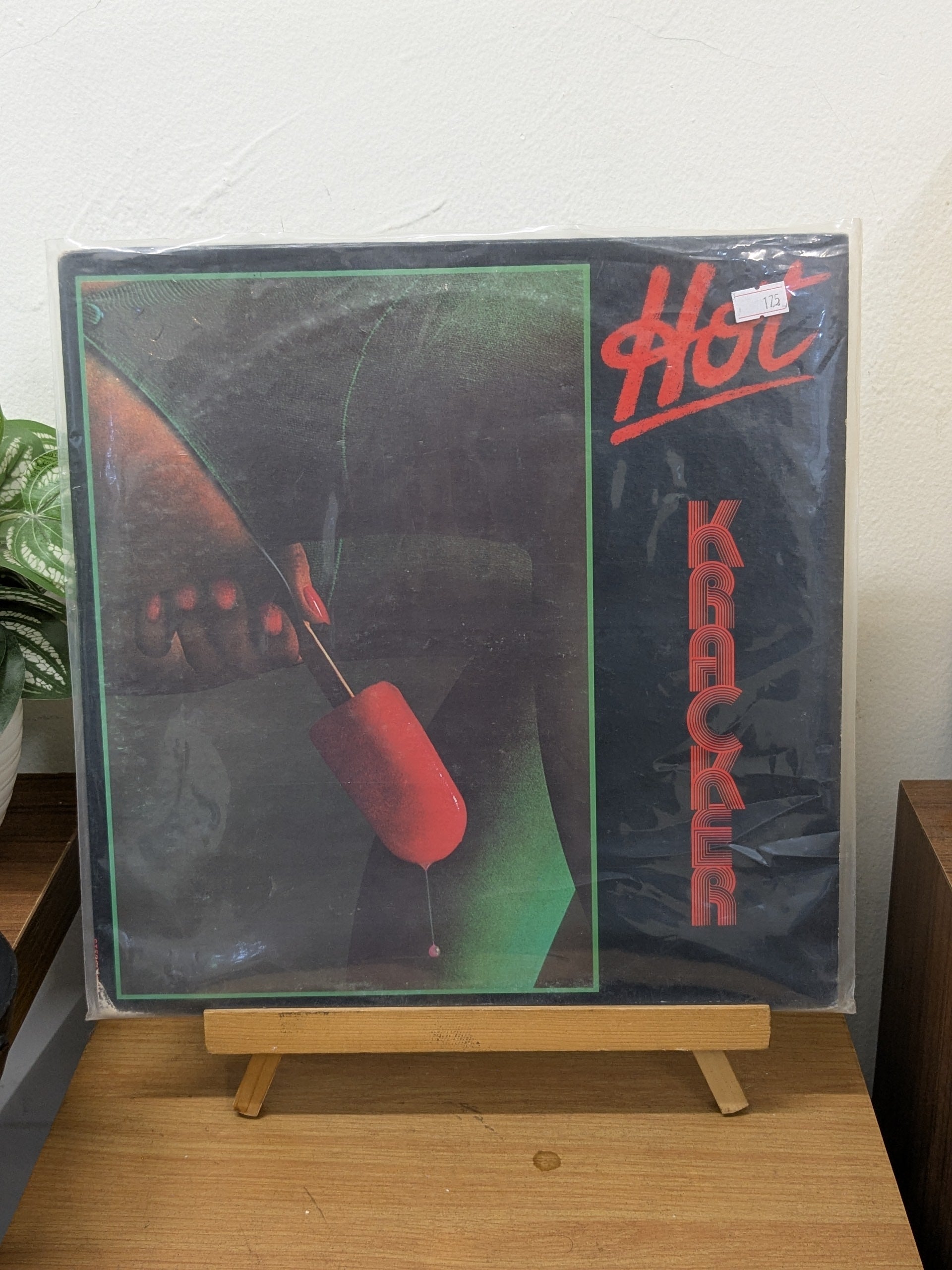 Kracker – Hot ( VINYL / USED )