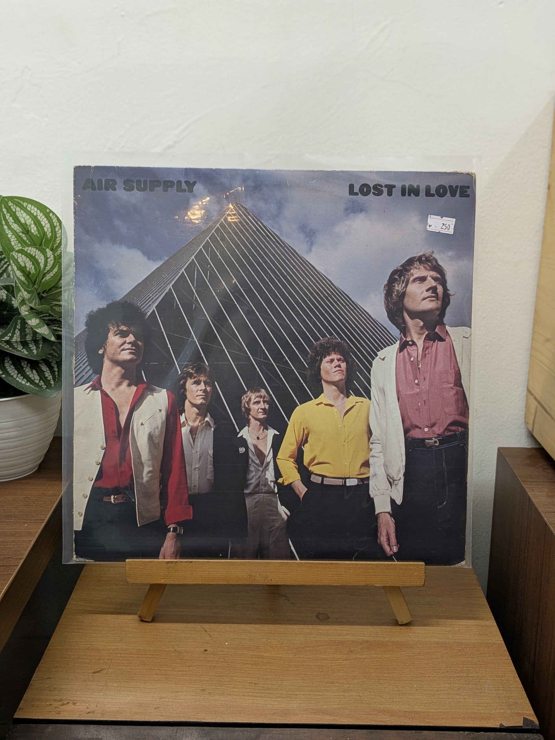 Air Supply - Lost In Love ( VINYL / USED )