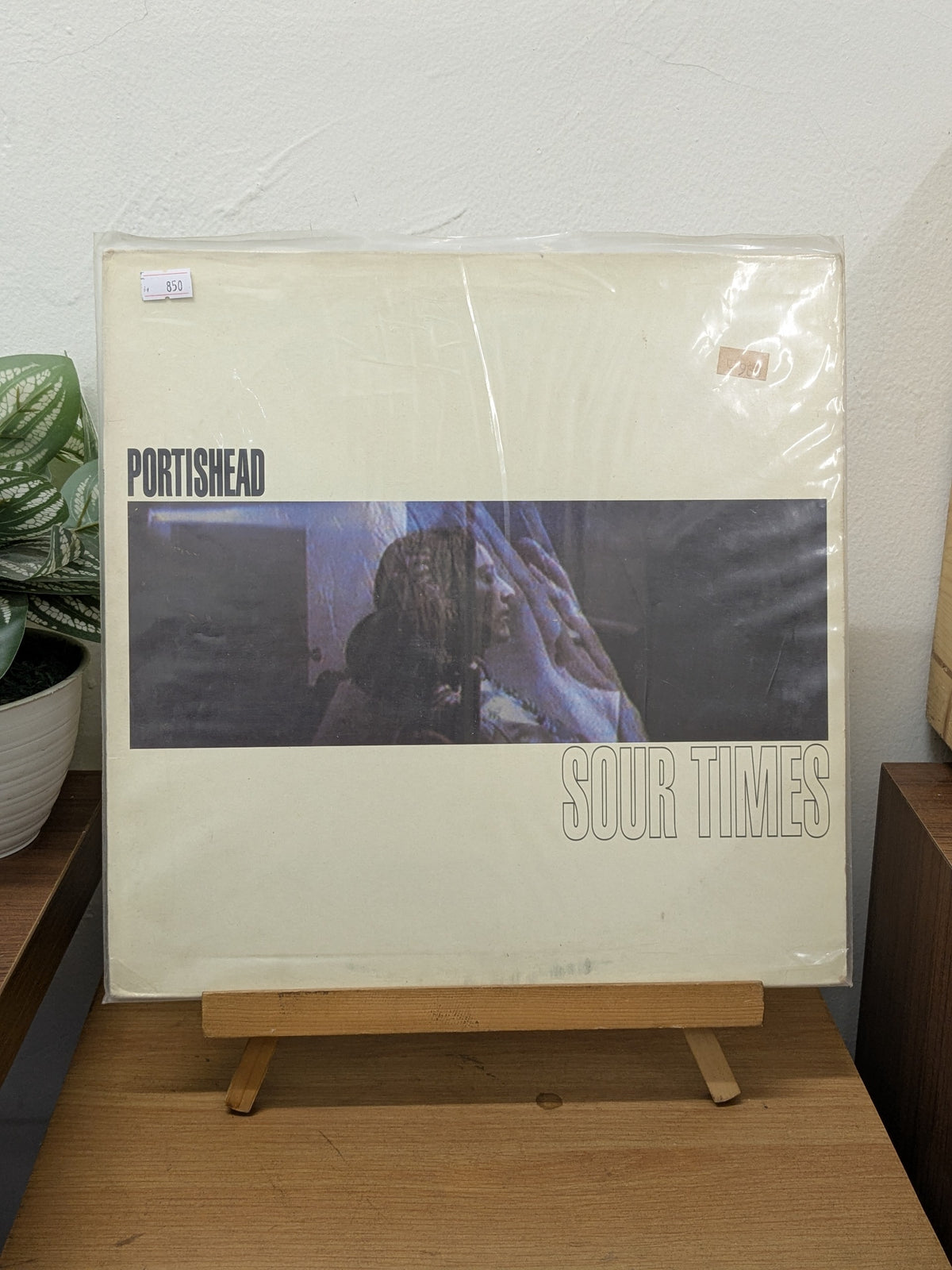 Portishead – Sour Times ( VINYL / USED )