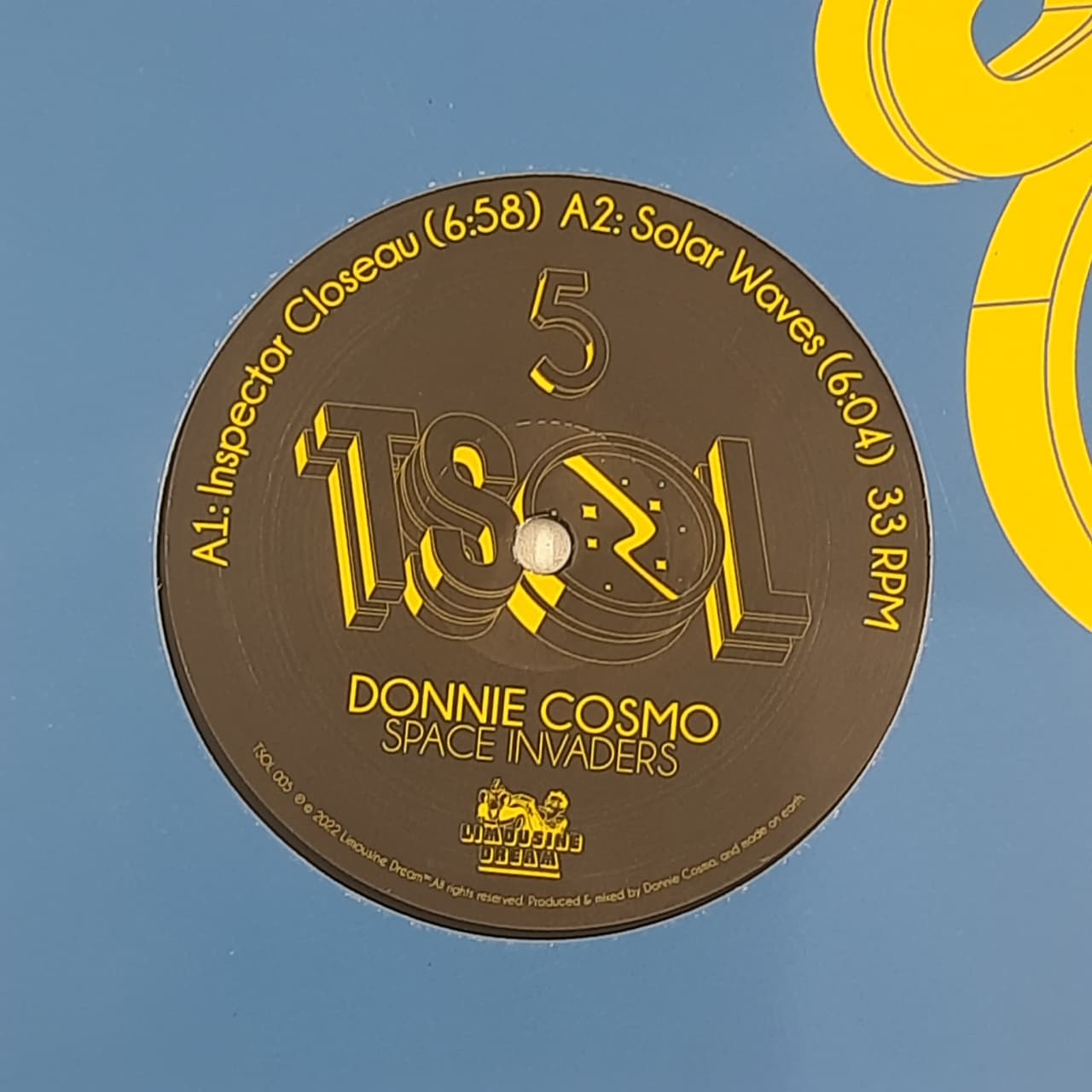 Donnie Cosmo – Space Invaders (VINYL / USED)