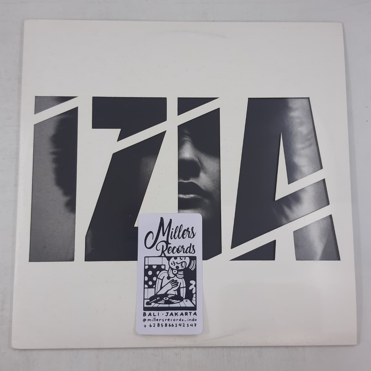 Izia – Izia (VINYL / USED)
