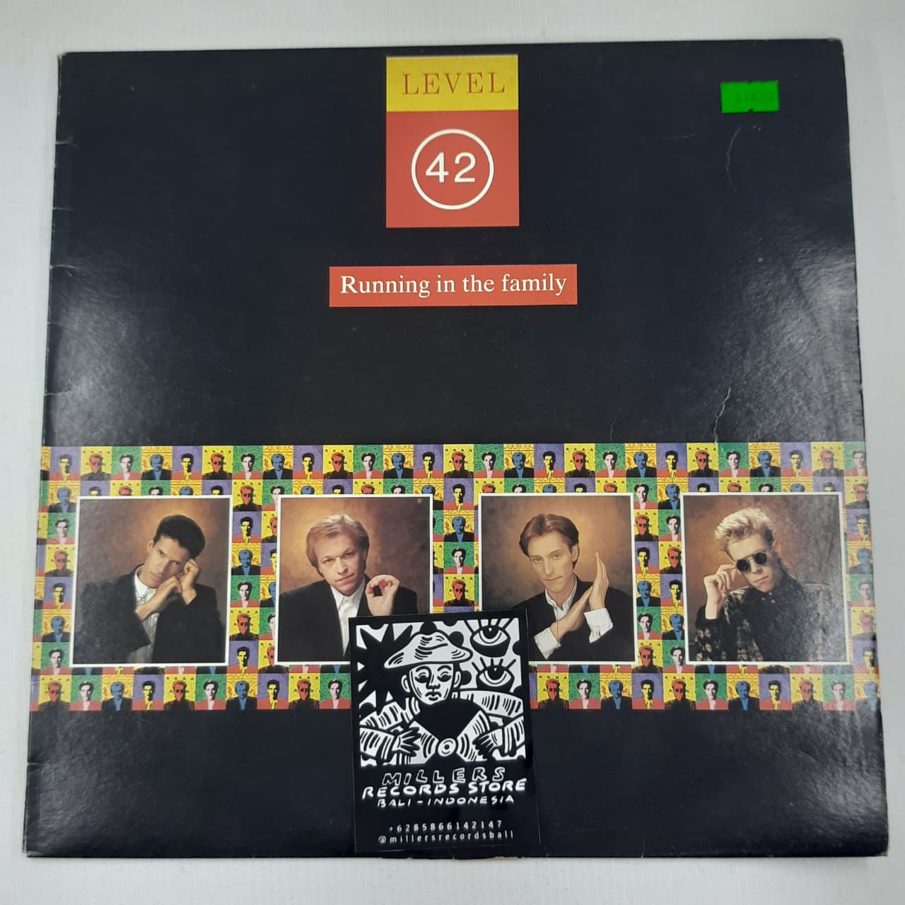 Level 42 – Running In The Family (VINYL / USED)