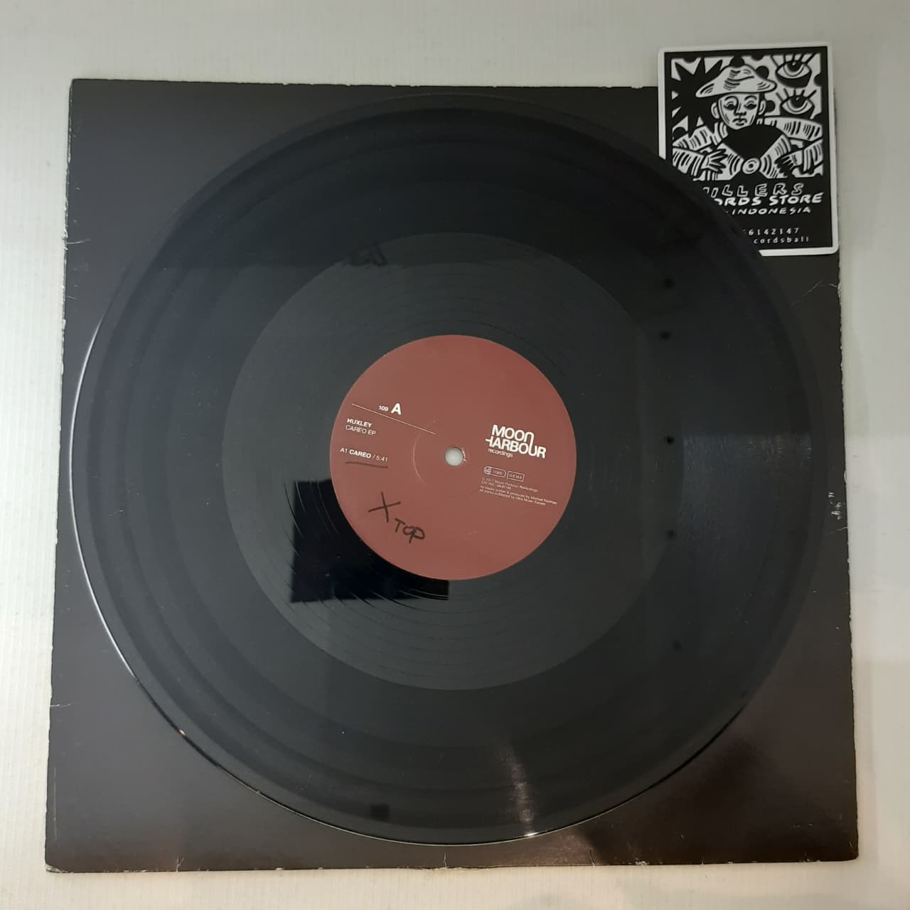 Huxley – Careo EP (VINYL / USED)