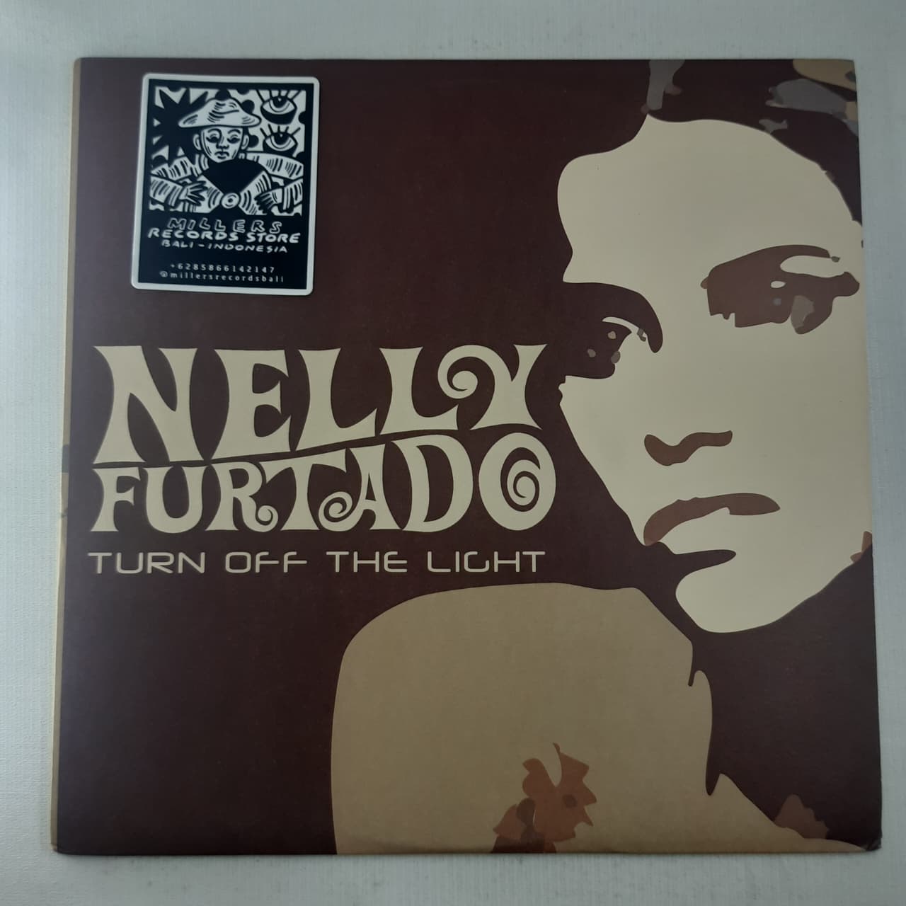 Nelly Furtado – Turn Off The Light (VINYL / USED)