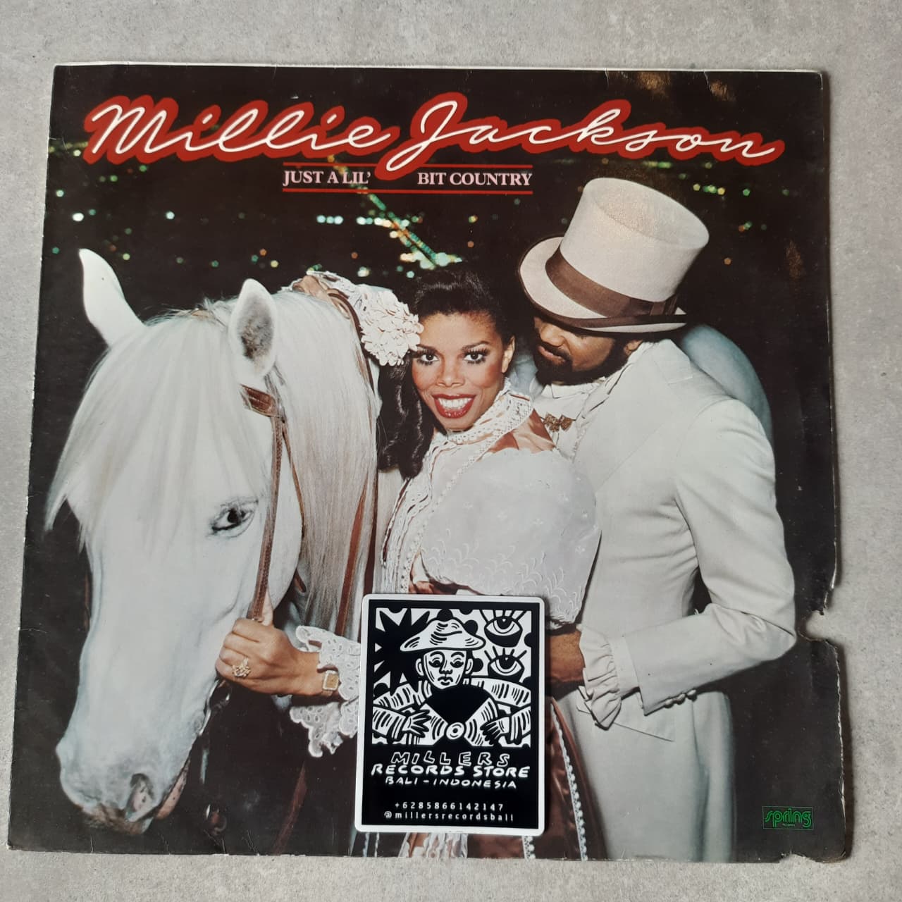 Millie Jackson – Just A Lil' Bit Country (VINYL / USED)