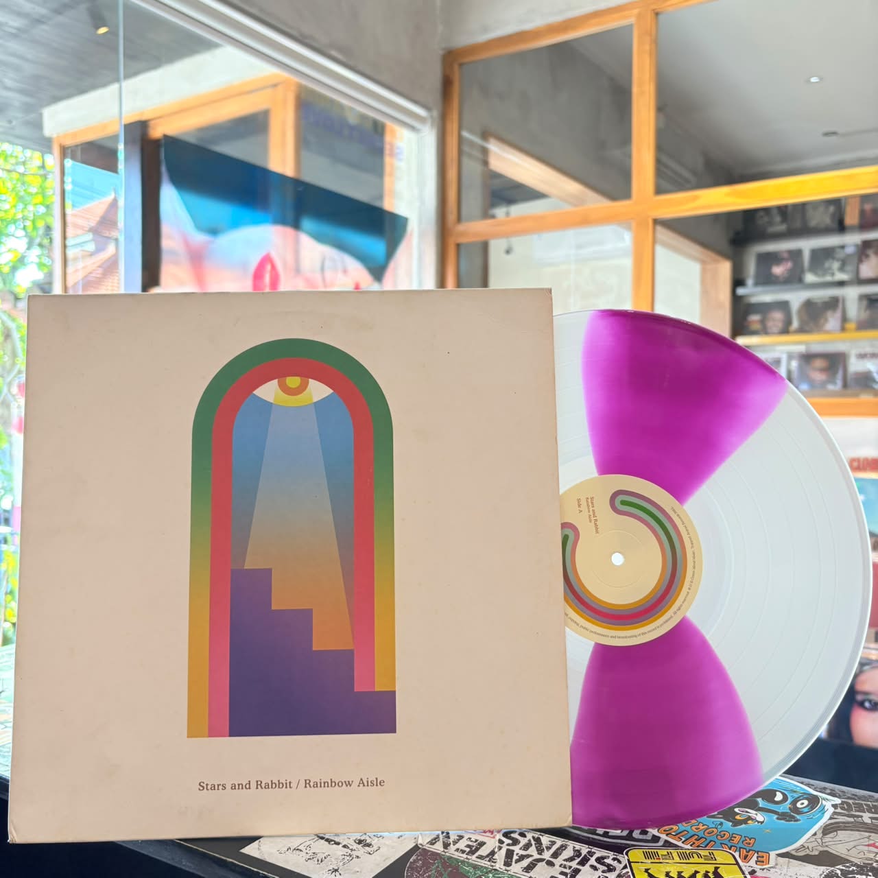 Stars And Rabbit – Rainbow Aisle (Remastered) (VINYL / USED)
