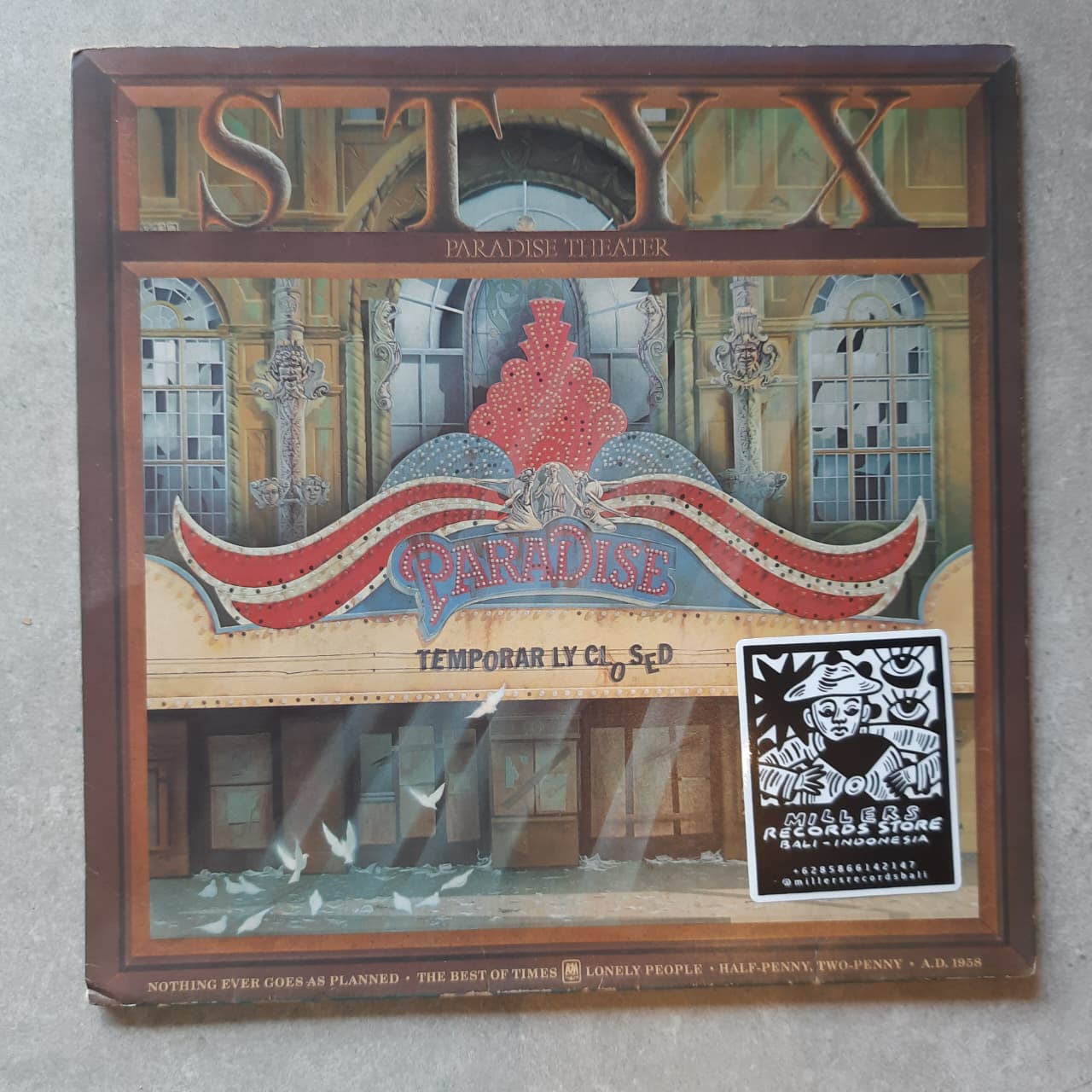 Styx – Paradise Theatre (VINYL / USED)