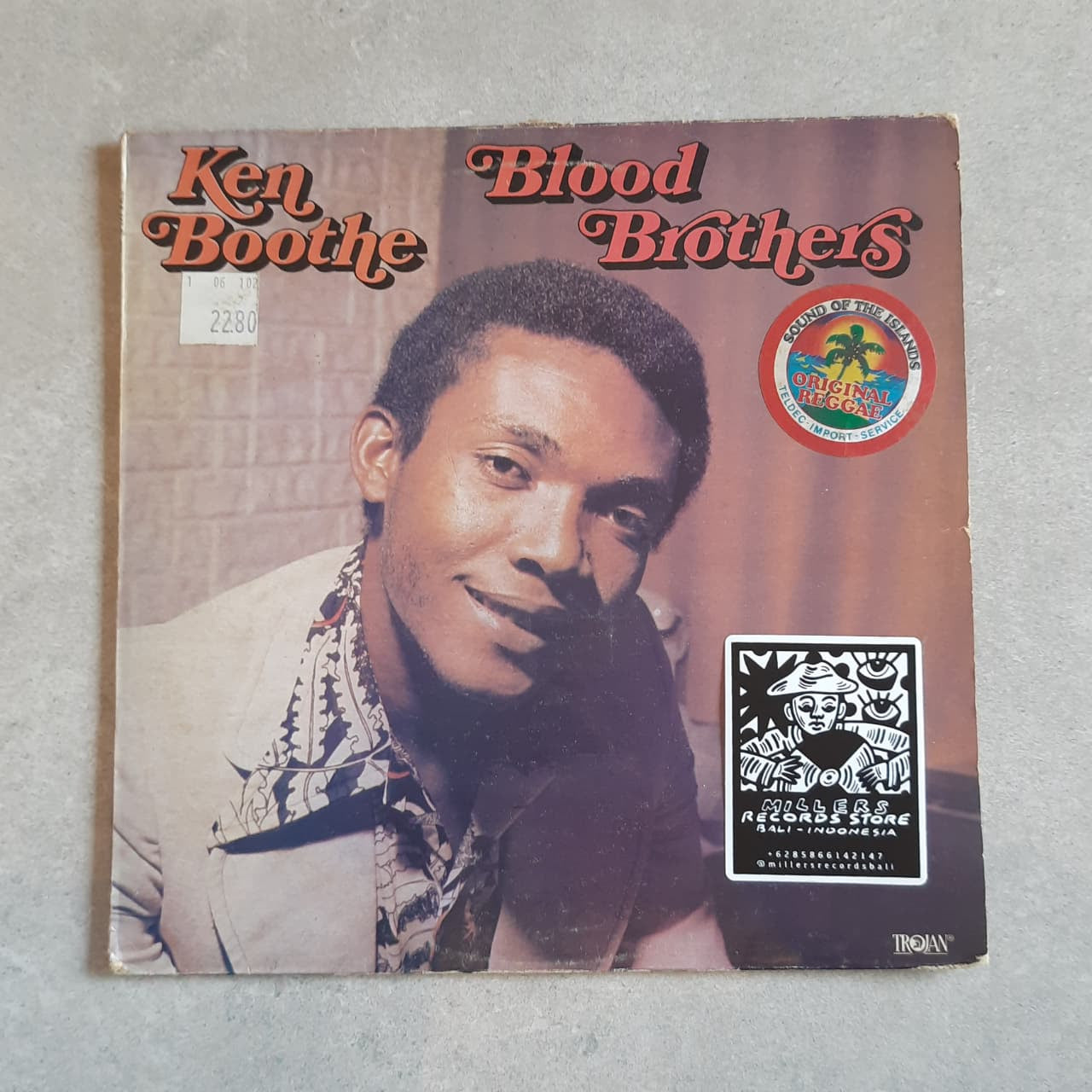Ken Boothe – Blood Brothers (VINYL / USED)