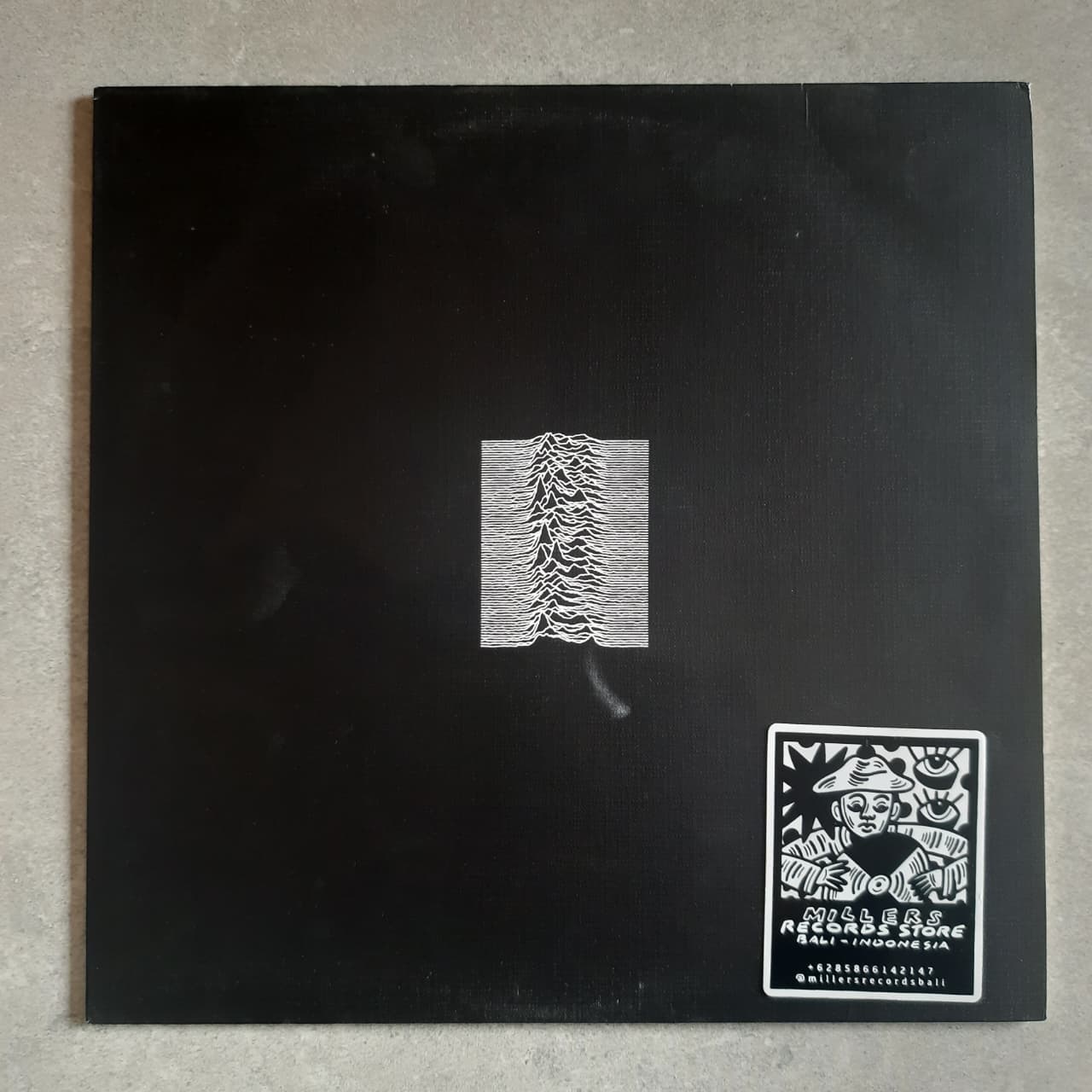 Joy Division – Unknown Pleasures (VINYL / USED)