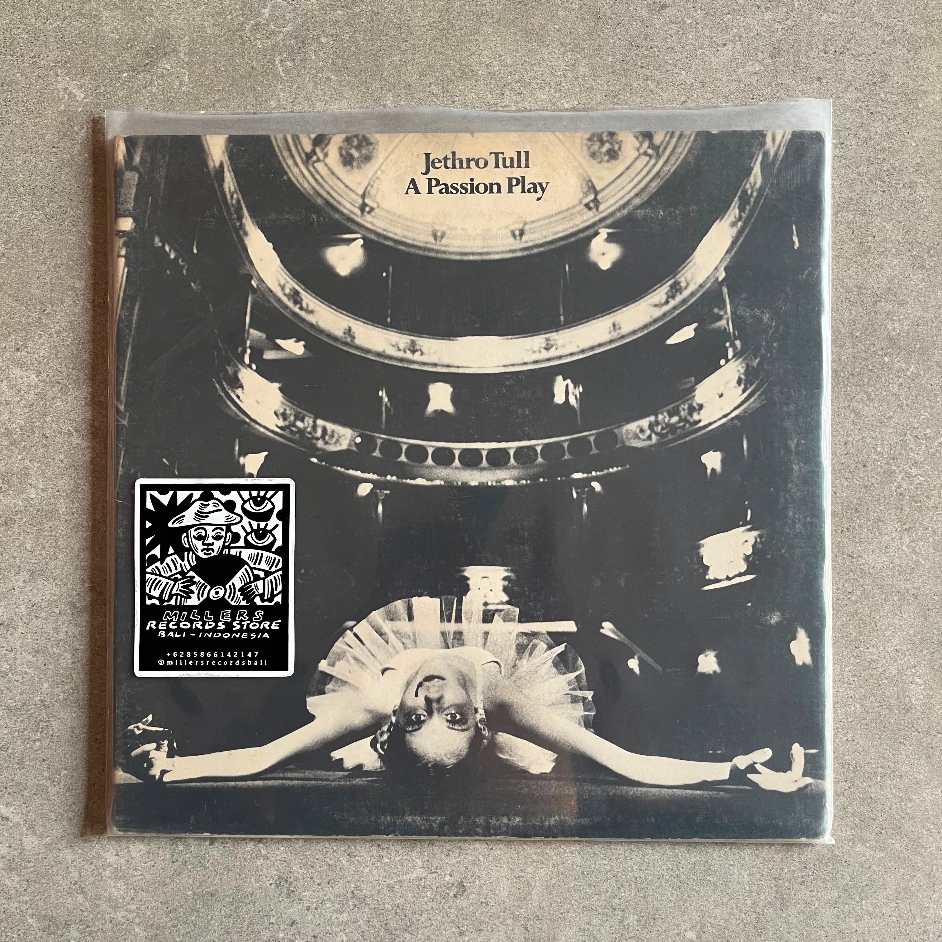 Jethro Tull – A Passion Play (VINYL / USED)