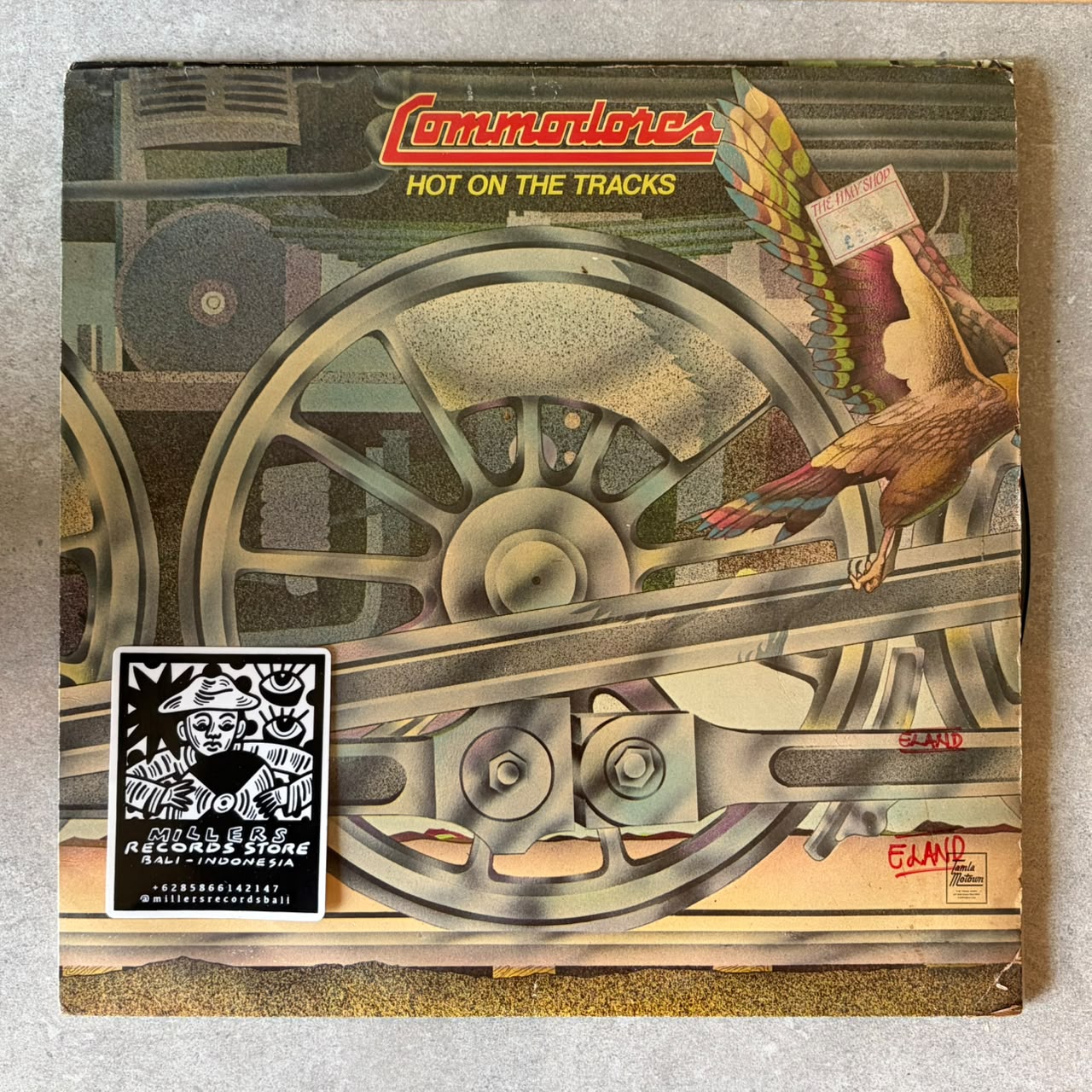 Commodores – Hot On The Tracks (VINYL / USED)