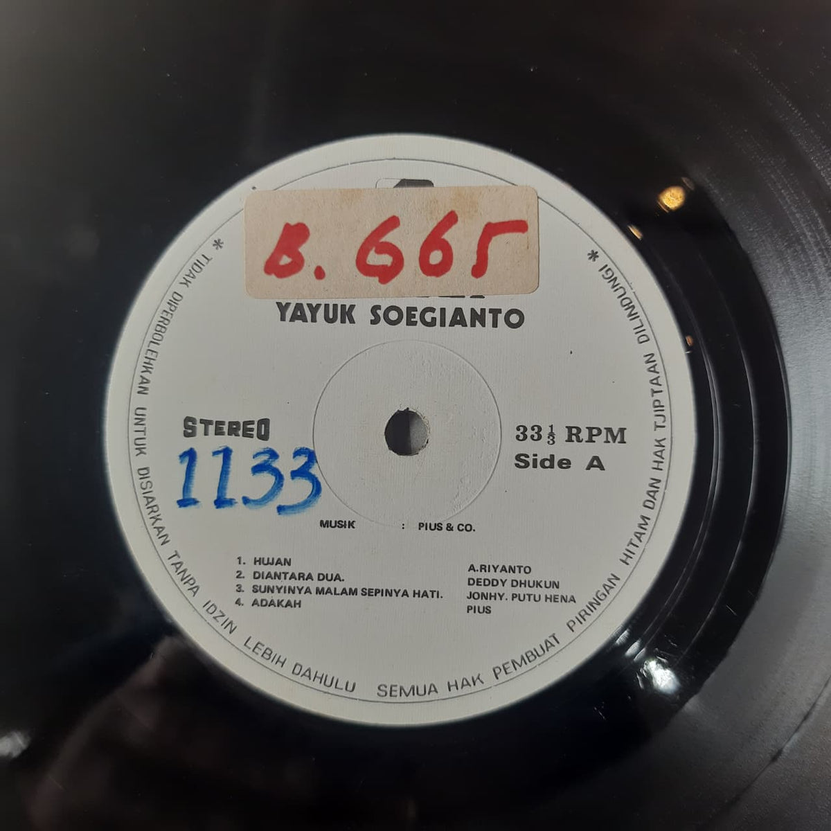 Yayu Soegianto Ega – Satu Daintara Dua (VINYL / USED)