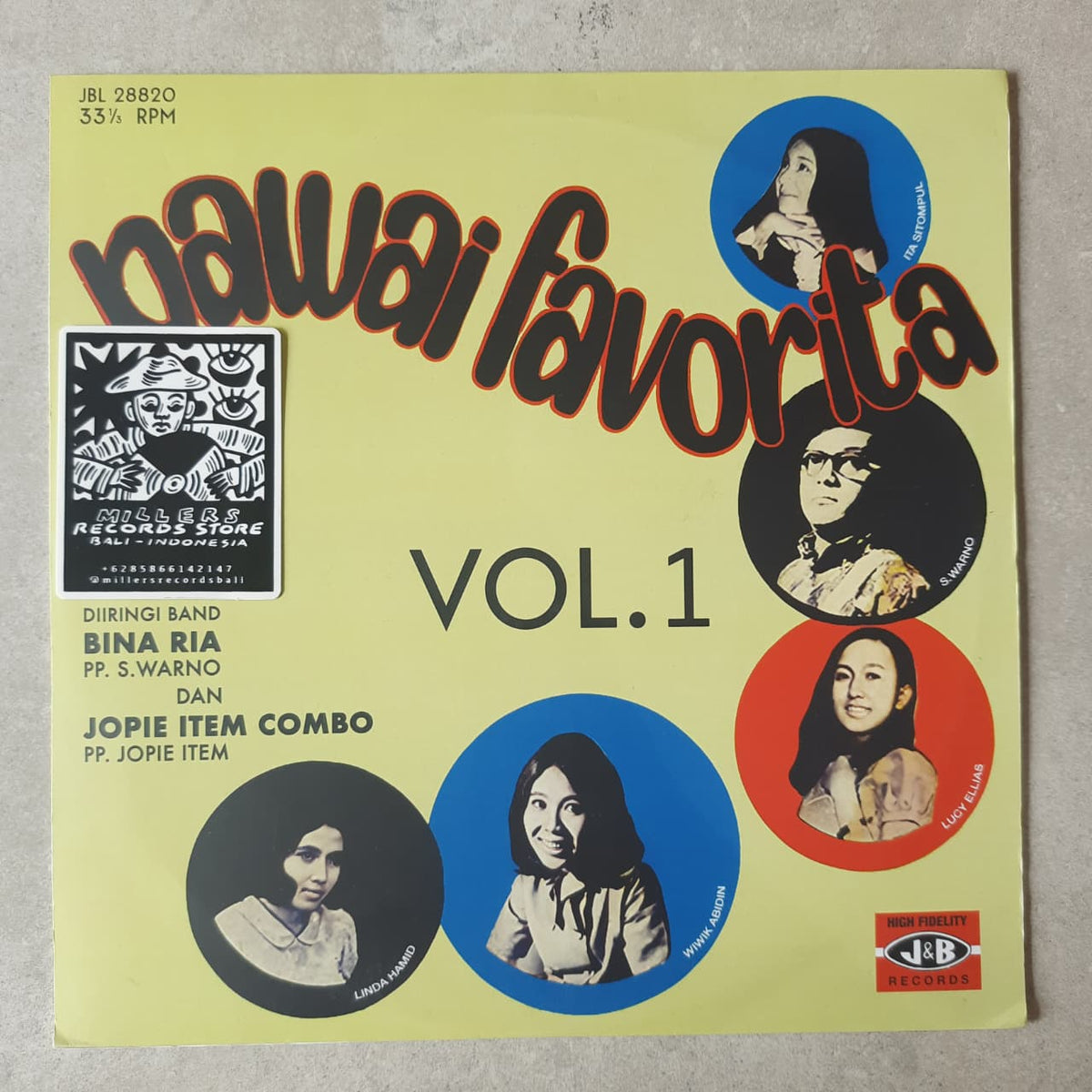 Various – Pawai Favorita Vol. 1 (VINYL / USED)
