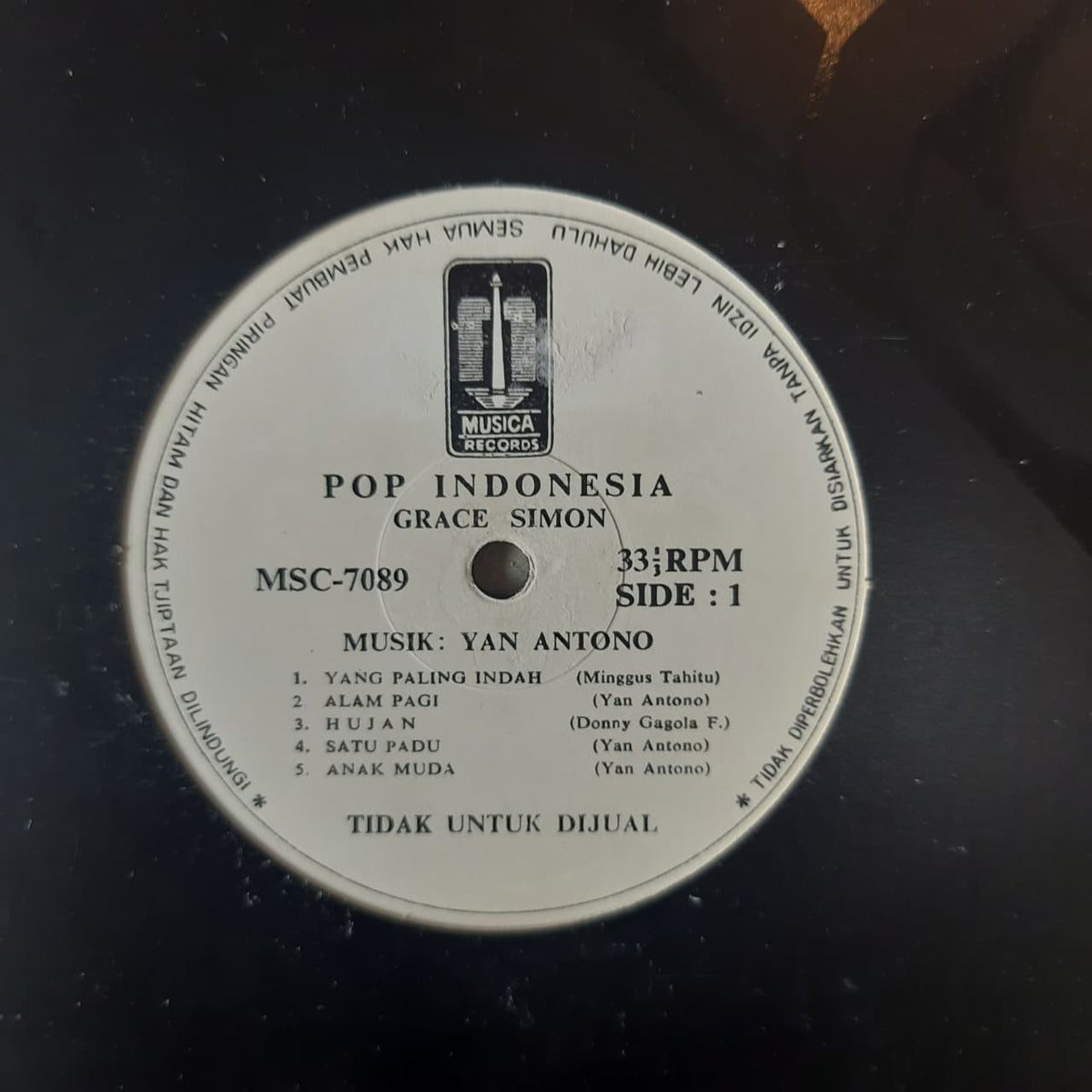 Grace Simon – Pop Indonesia (VINYL / USED)