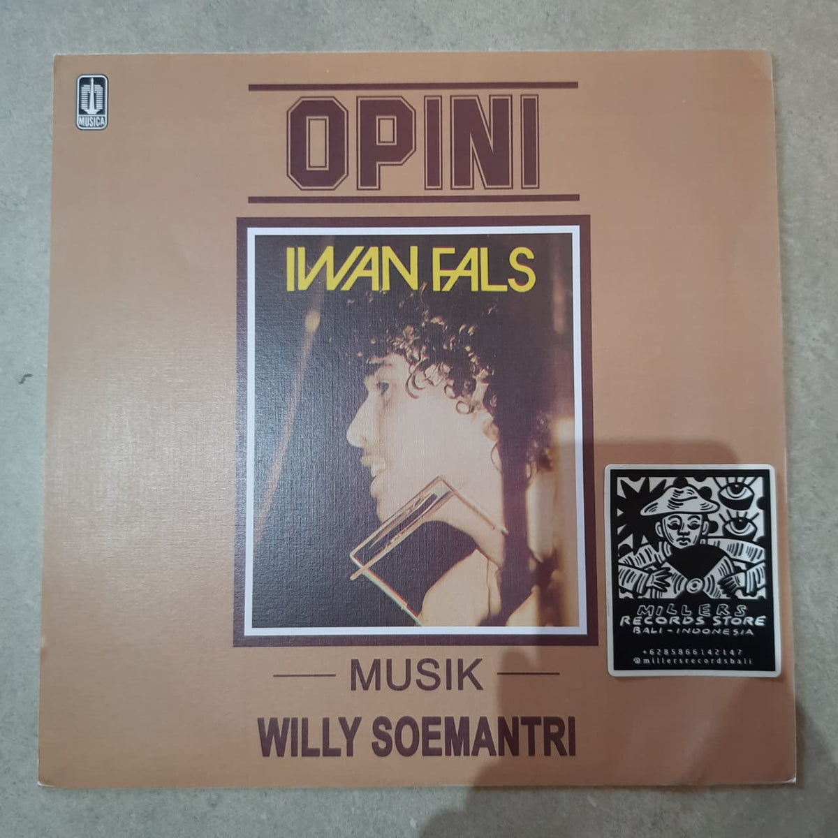 Iwan Fals – Opini (VINYL / USED)