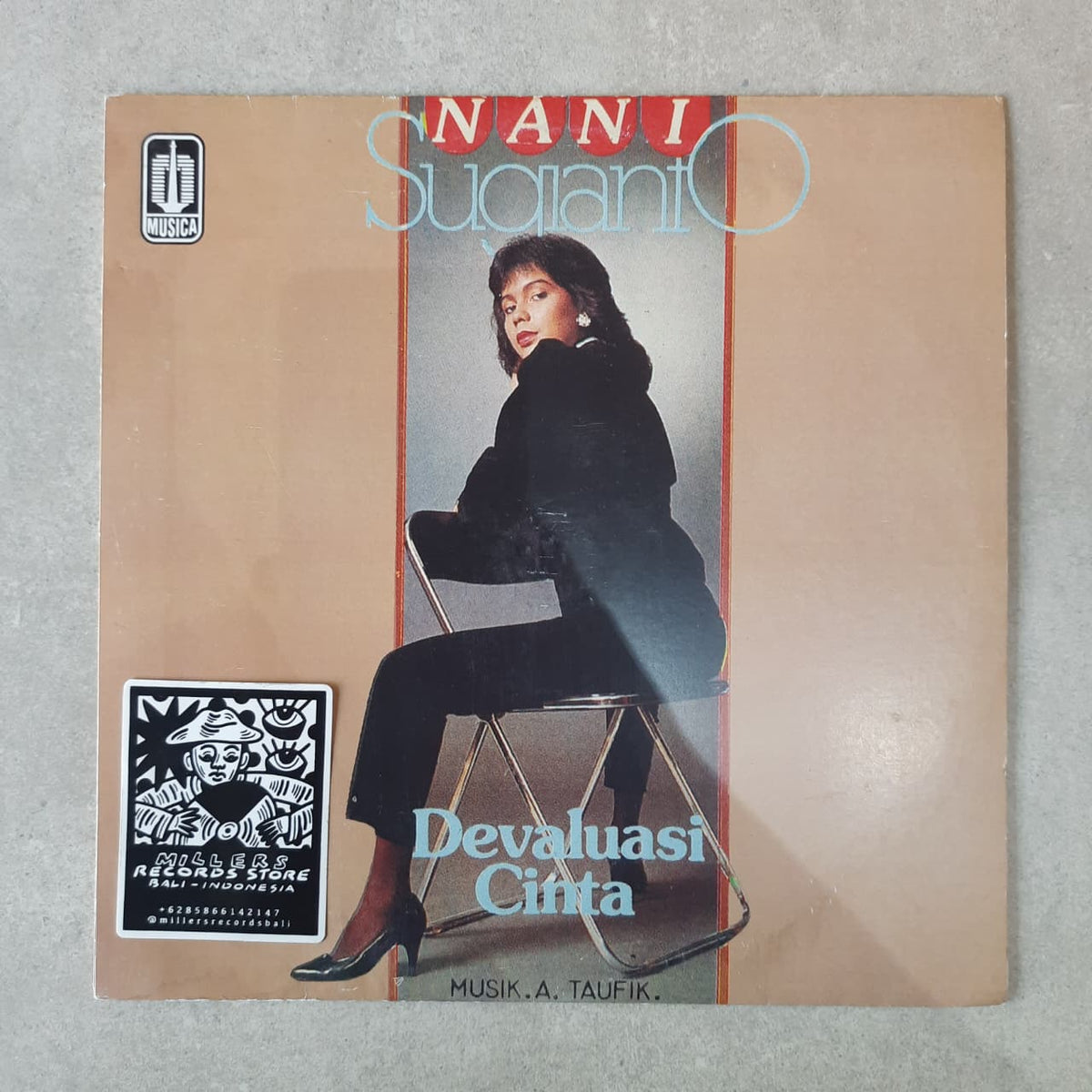 Nani Soegianto – Devaluasi Cinta (VINYL / USED)