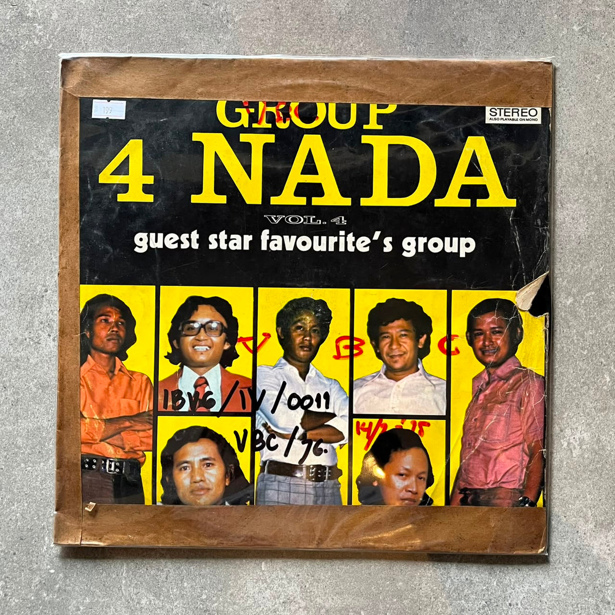 Group 4 Nada Guest Star Favourite's Group – Vol. 4 (VINYL / USED)