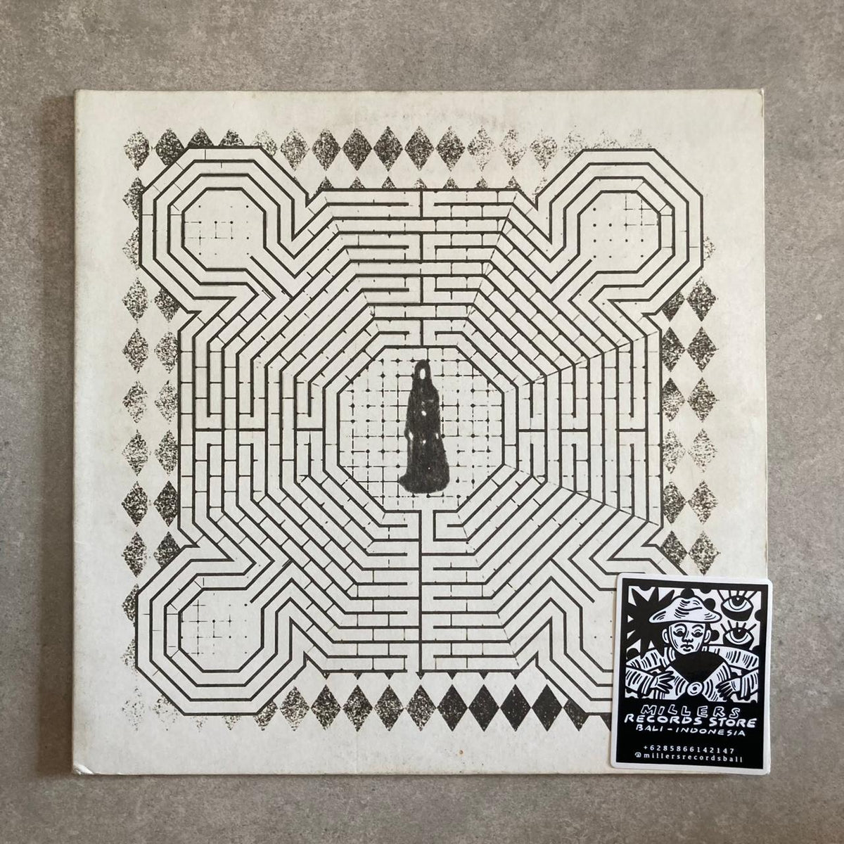 Slowdive – Everything Is Alive (VINYL/USED)