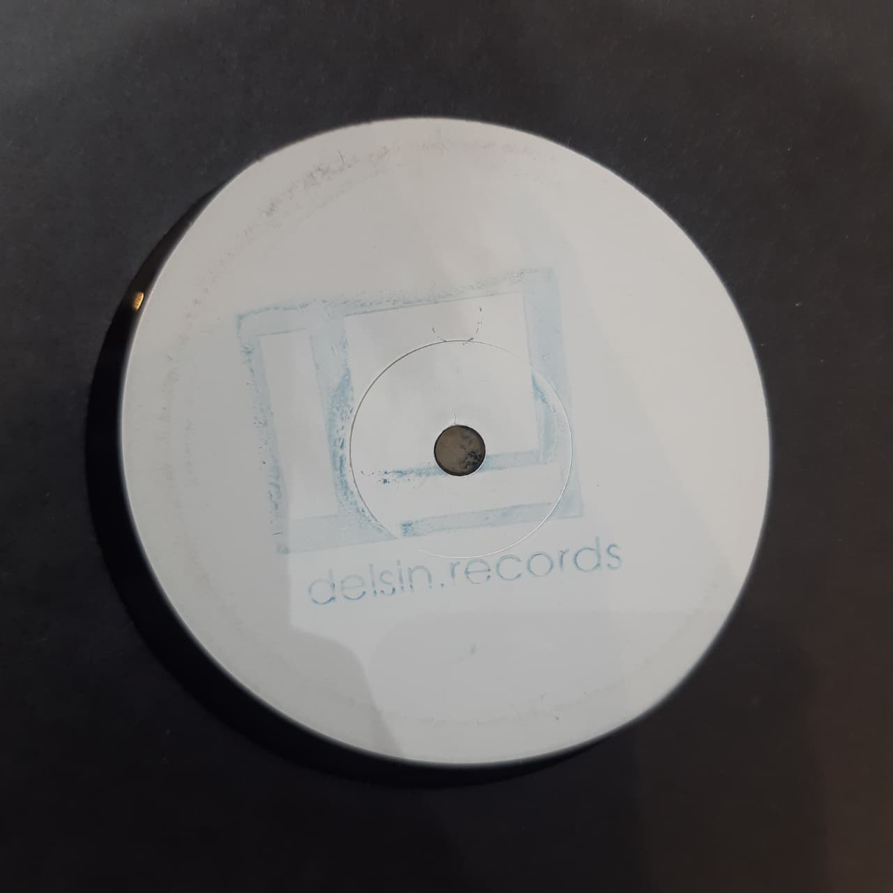 Newworldaquarium – Trespassers (VINYL / USED)